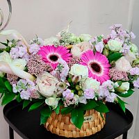 Корзина с цветами Микс