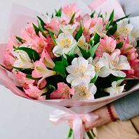 Букет из Альстромерии