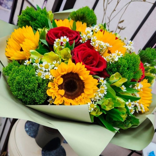 Авторский букет с Подсолнухами фото 3