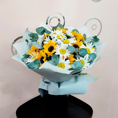 Авторский букет с Подсолнухами фото 4