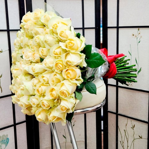 Розы Эквадор Аваланж