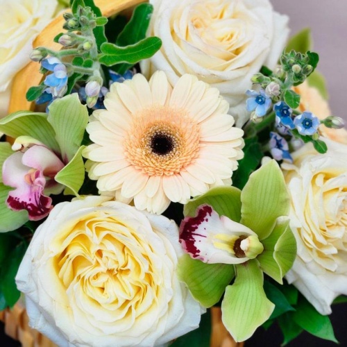 Корзина с цветами Микс фото 5