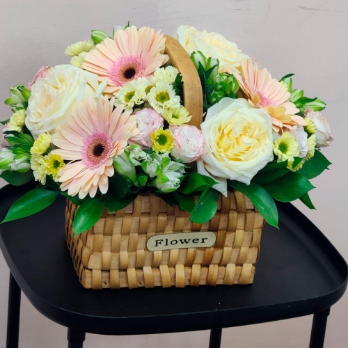 Корзина с цветами Микс фото 2