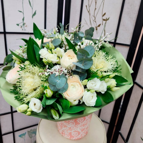 Авторский букет с Ранункулюсом и Брассикой фото 2 Авторский букет с Ранункулюсом и Брассикой фото 2