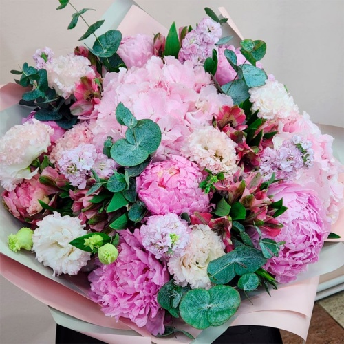 Авторский букет с Гортензиями и Пионами фото 2