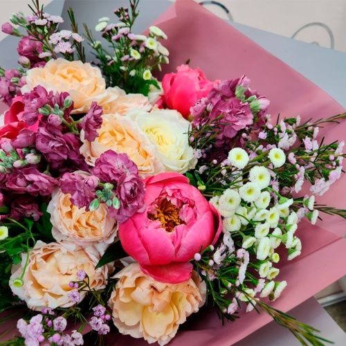 Авторский букет с Джульеттой и Пионами фото 4