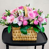 Корзина с цветами Микс