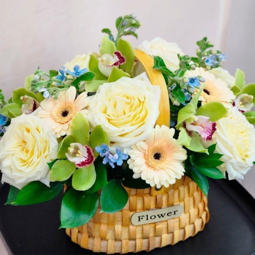 Корзина с цветами Микс фото 3