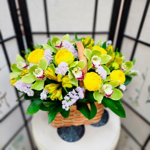 Корзина с Орхидеями