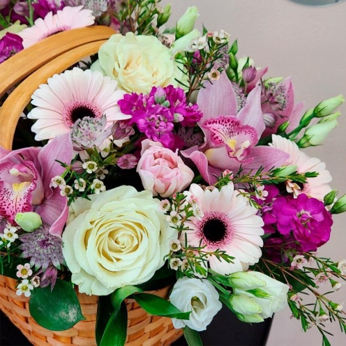 Корзина с цветами Микс фото 5