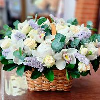 Корзина с Пионами